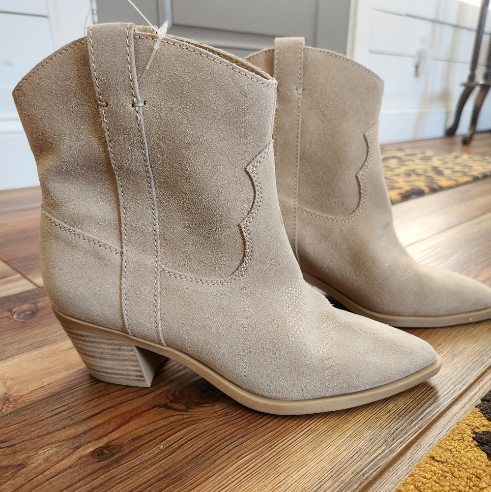 Dolce Vita Bootie